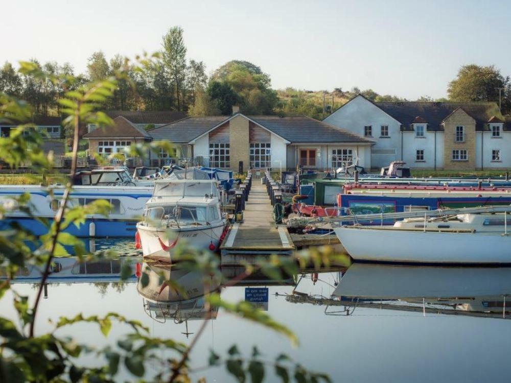 ホテル The Boat House Kilsyth エクステリア 写真